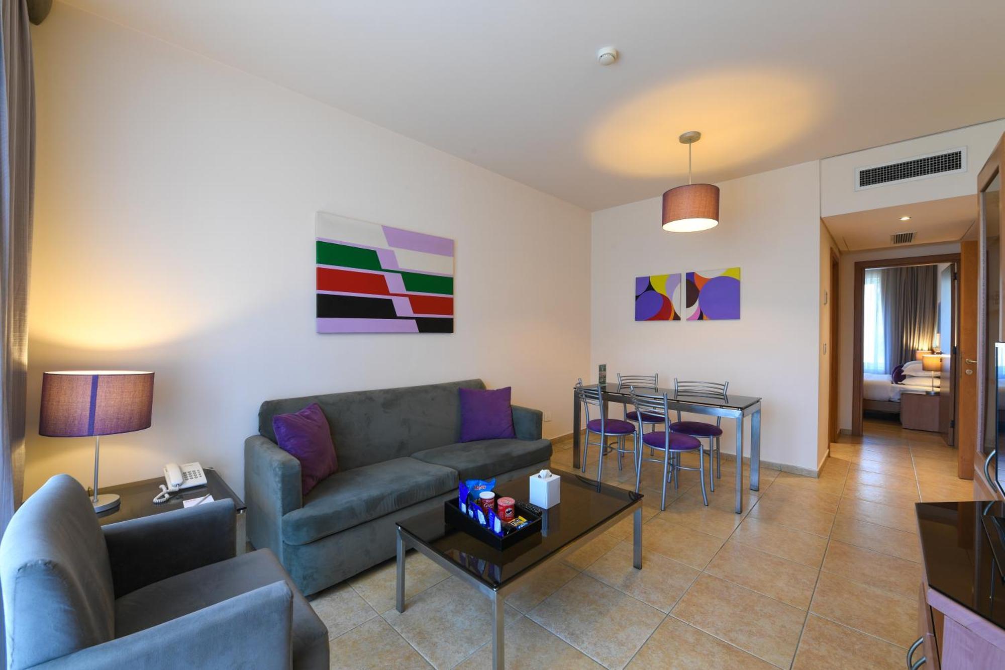The Smallville Xpress Beirut Eksteriør bilde