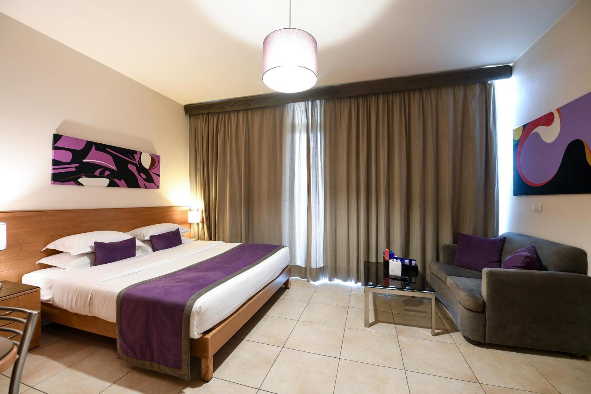The Smallville Xpress Beirut Eksteriør bilde